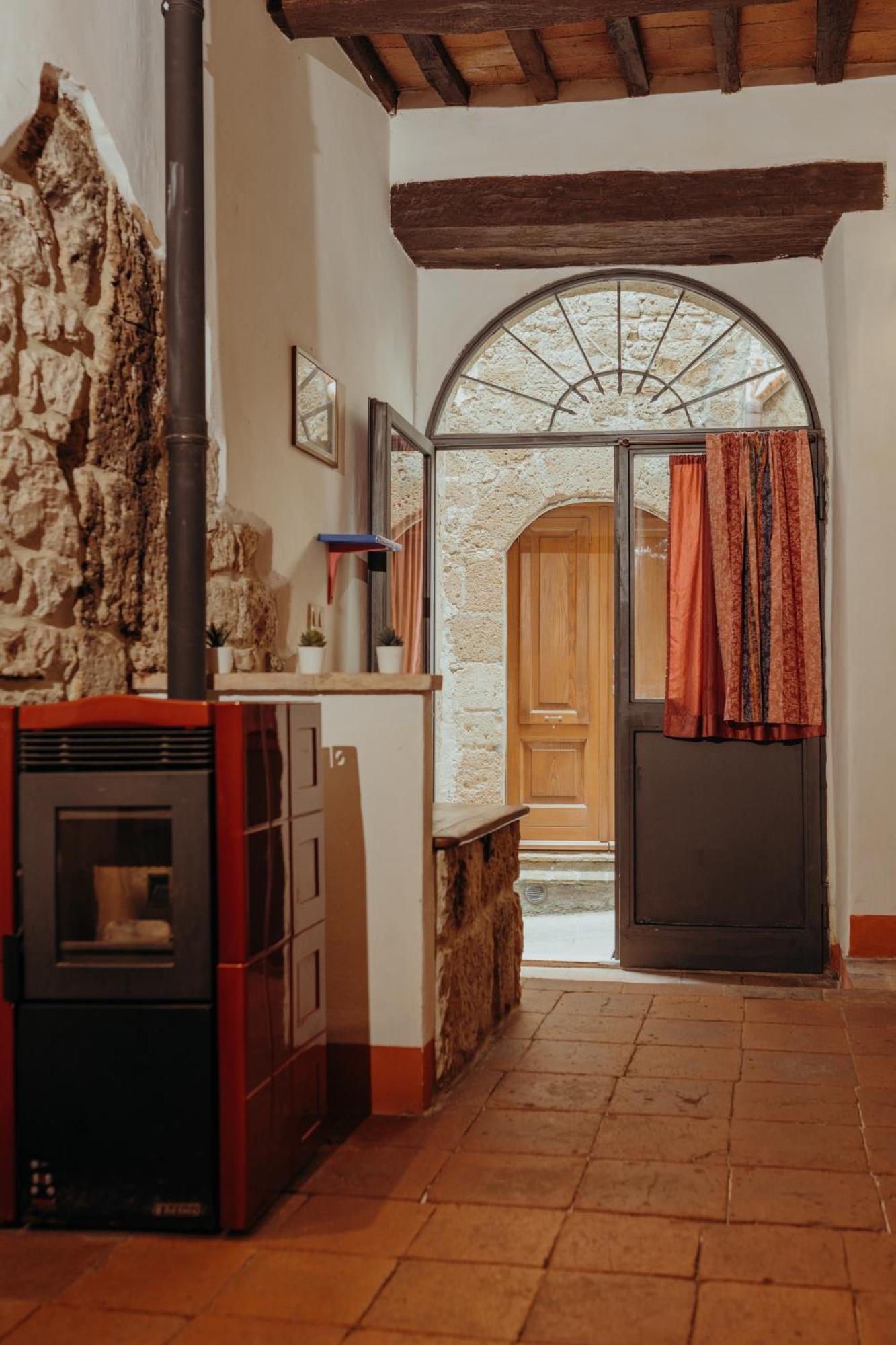 Dolce Vita Assedio Pitigliano Bagian luar foto