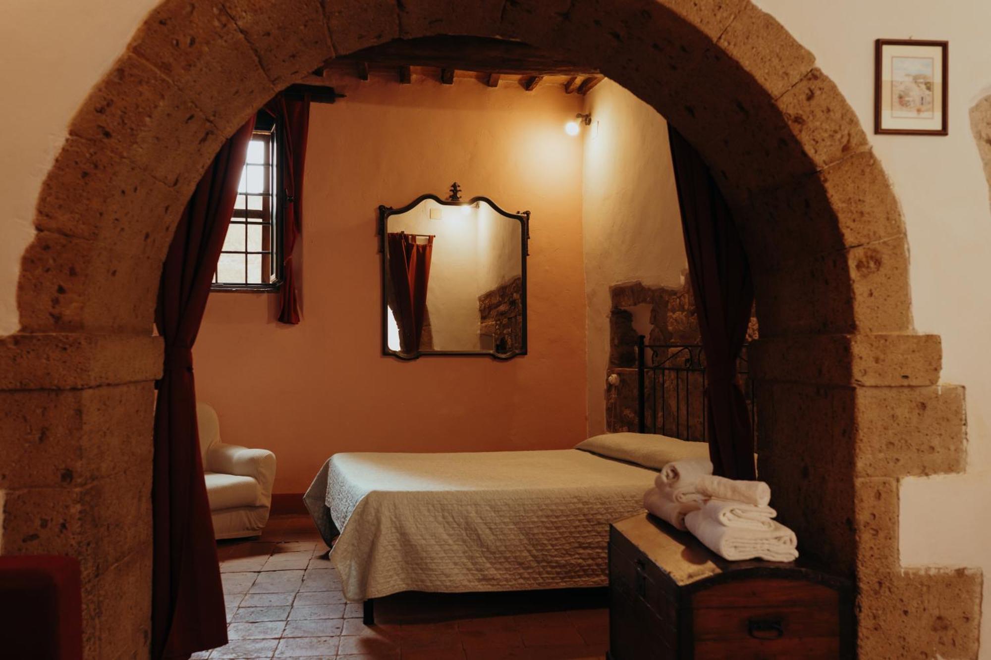 Dolce Vita Assedio Pitigliano Bagian luar foto